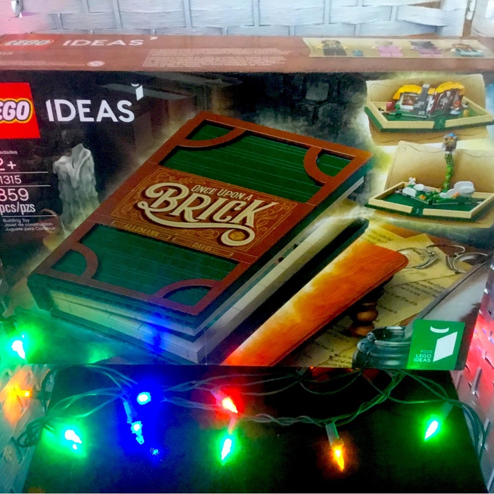 Lego Ideas Once Upon a Brick 21315 NISB w/ Scuffs Dents Creases - Picture 1 of 16